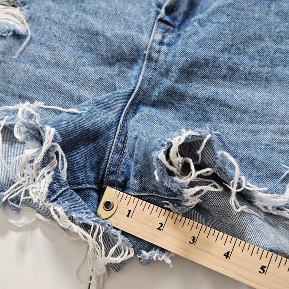 BLANKNYC Womens Short 32 Blue The Barrow High Rise Vintage Look Distressed Beach - Picture 7 of 15